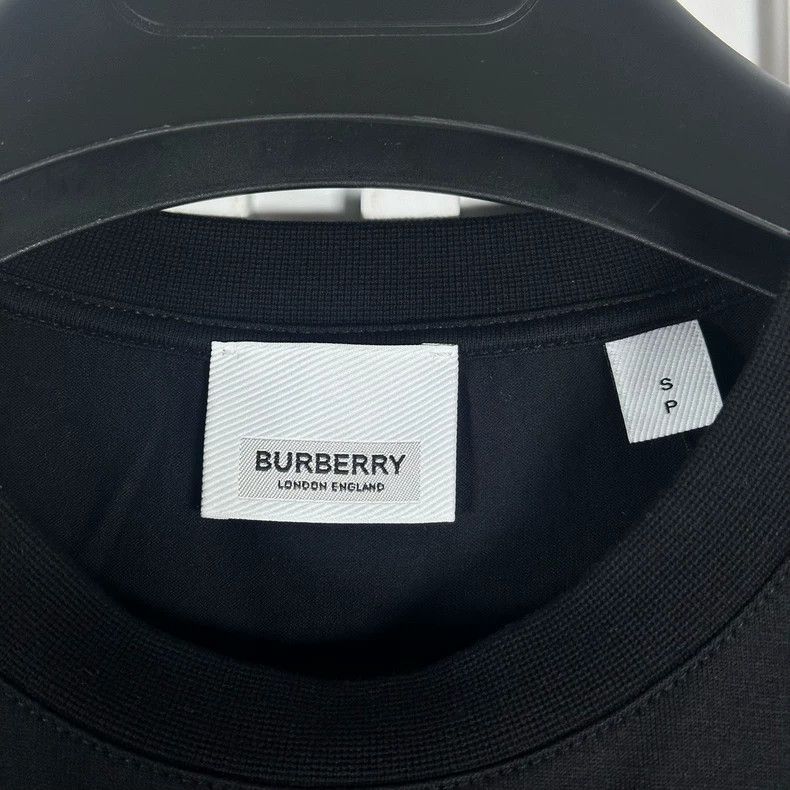 Burberry Burberry Short Sleeve Shirt with Deer Print Size US S / EU 44-46 / 1 - 4 Thumbnail