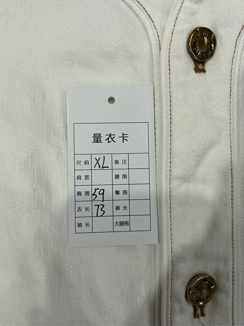 Louis Vuitton Louis Vuitton White Short Sleeve Baseball Shirt Size US XL / EU 56 / 4 - 7 Thumbnail