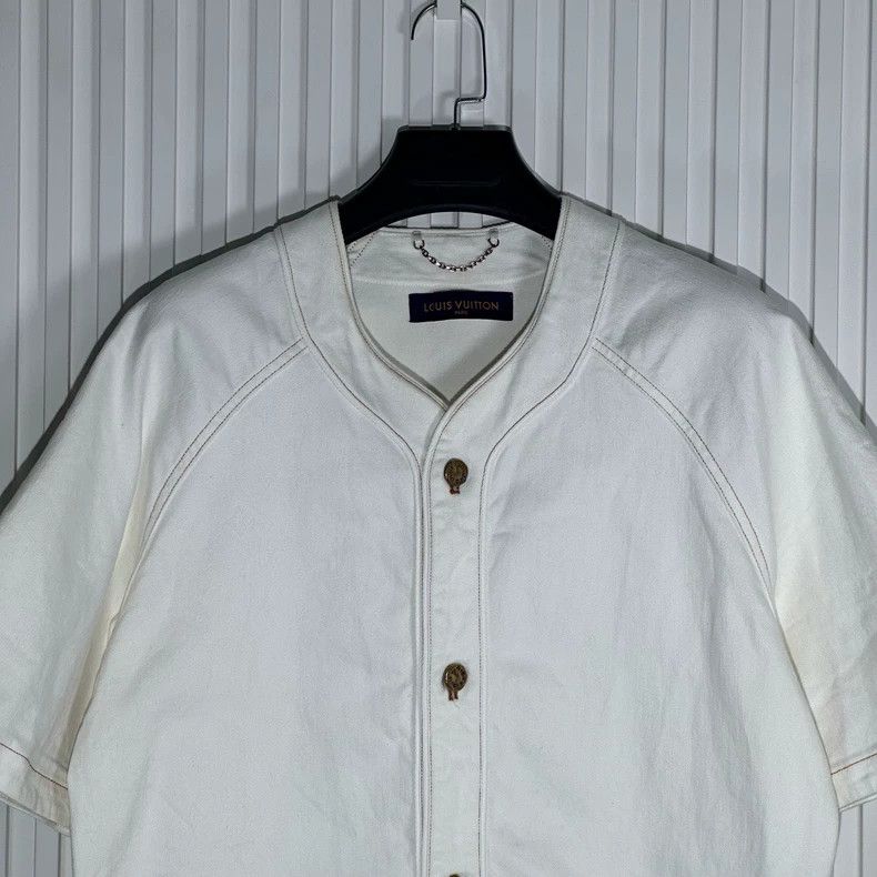 Louis Vuitton Louis Vuitton White Short Sleeve Baseball Shirt Size US XL / EU 56 / 4 - 3 Thumbnail