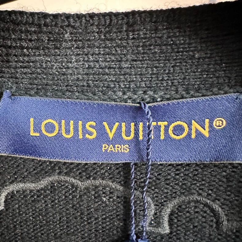 Louis Vuitton Louis Vuitton Embroidered Cardigan in Black Size US L / EU 52-54 / 3 - 4 Thumbnail