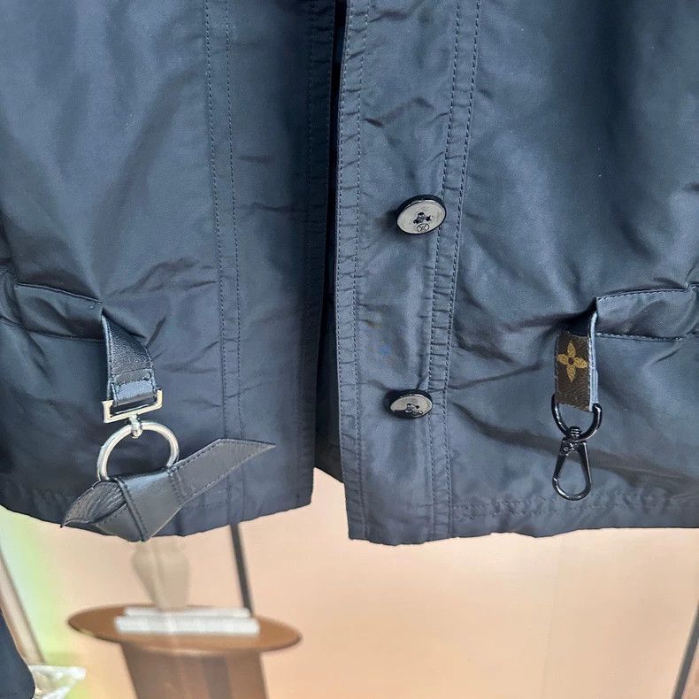 Louis Vuitton Louis Vuitton Hooded Parka Coat in Black Size US S / EU 44-46 / 1 - 3 Thumbnail