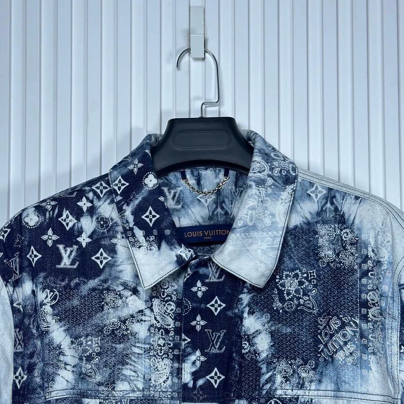 Louis Vuitton Louis Vuitton Denim Short Sleeve Shirt Size US L / EU 52-54 / 3 - 4 Thumbnail