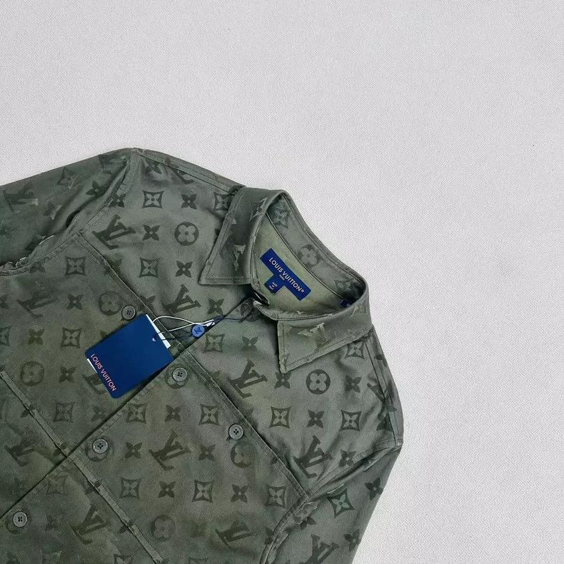 Louis Vuitton Louis Vuitton Velvet Logo Shirt Jacket Size US M / EU 48-50 / 2 - 3 Thumbnail