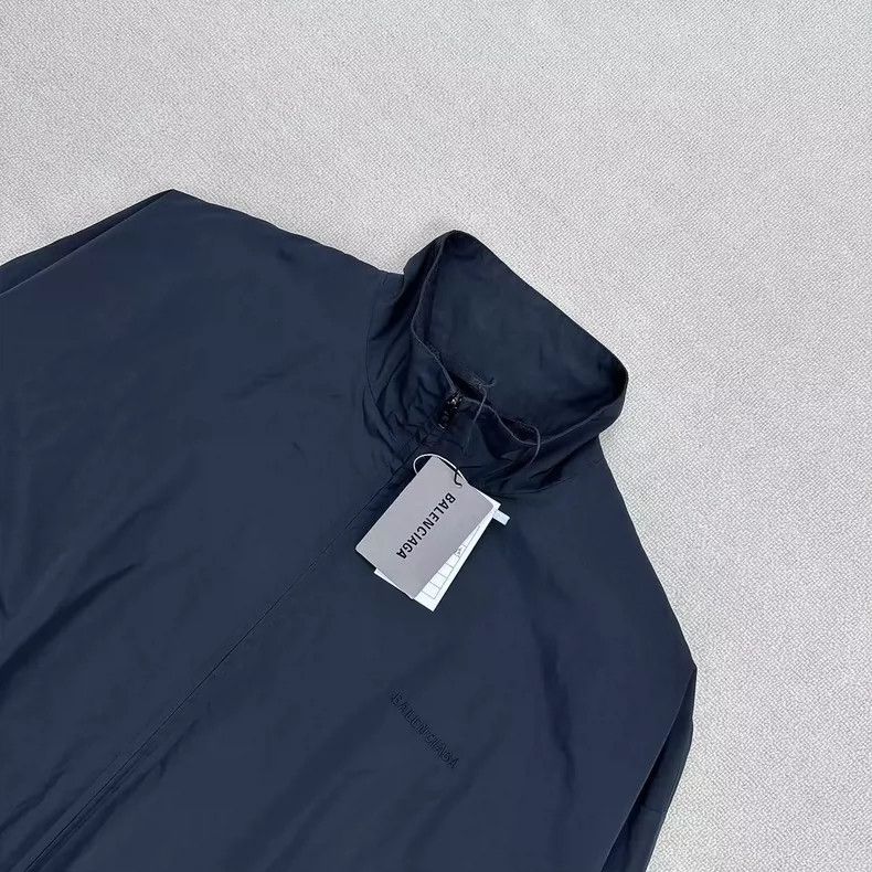 Balenciaga Balenciaga Letter Print Windbreaker Jacket Size 40 Size US M / EU 48-50 / 2 - 3 Thumbnail