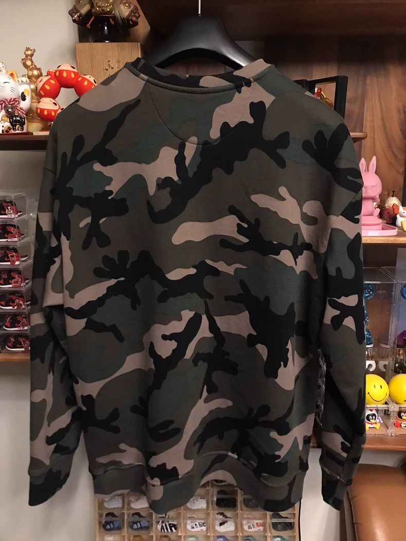 Valentino Valentino Camouflage Sweatshirt with Leather Pocket Size US S / EU 44-46 / 1 - 2 Thumbnail