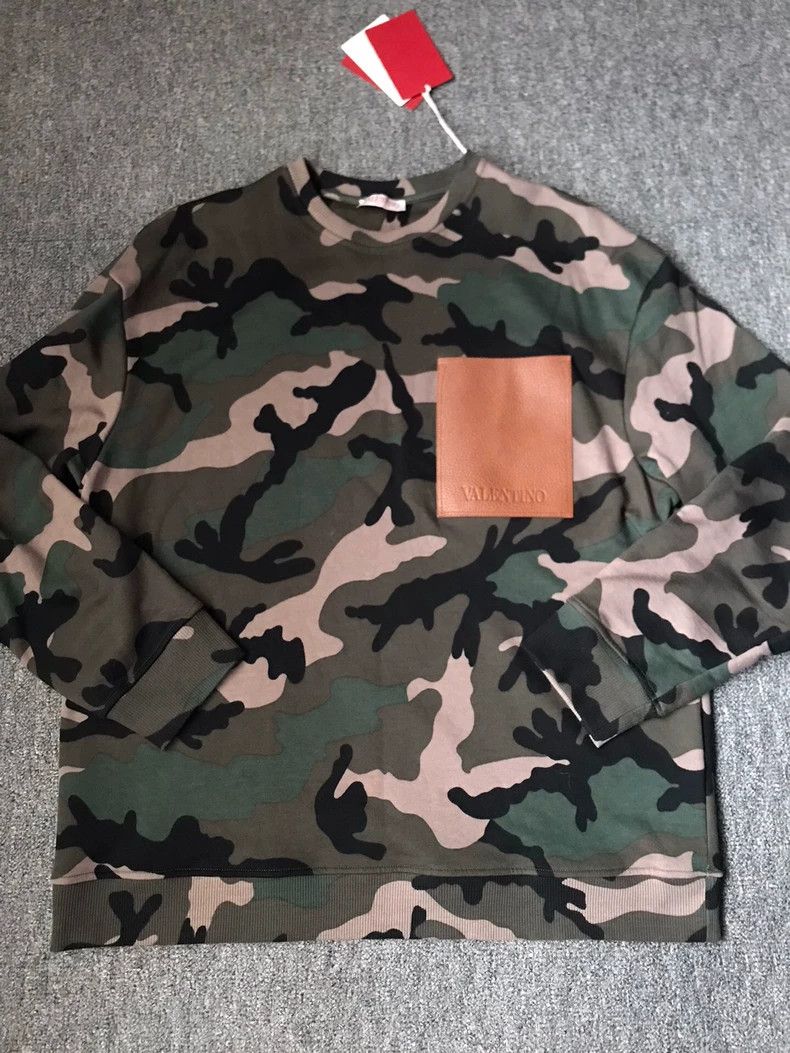 Valentino Valentino Camouflage Sweatshirt with Leather Pocket Size US S / EU 44-46 / 1 - 3 Thumbnail