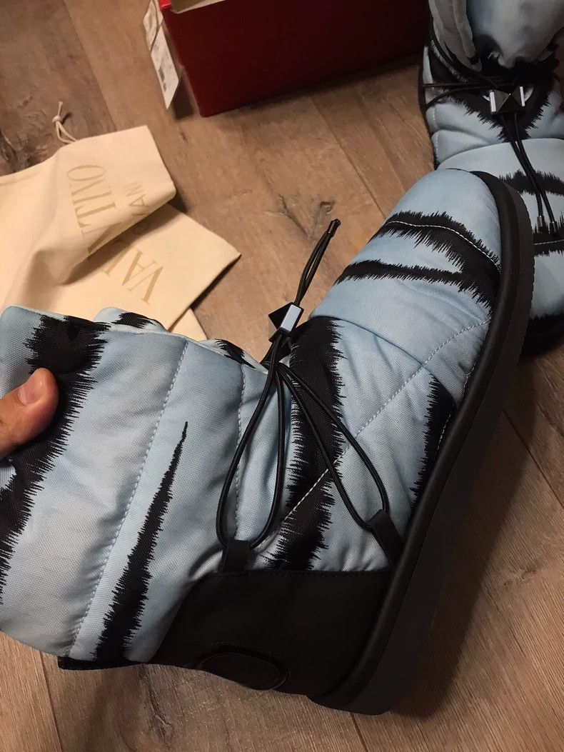 Valentino Valentino Winter Boots Collaboration with Tiger1967 Size US 10 / EU 43 - 4 Thumbnail
