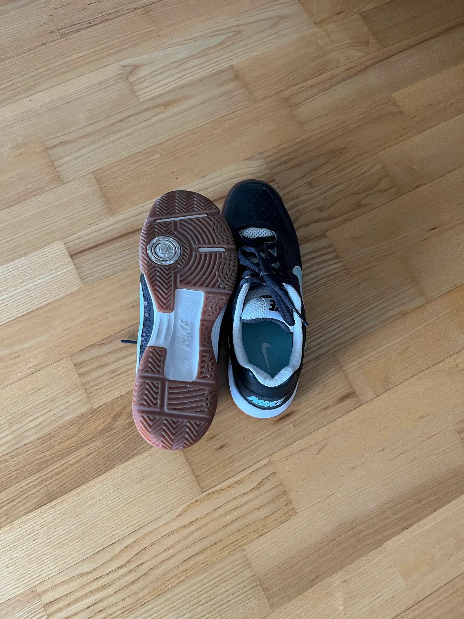 Nike Nike Nike Courte Shuttle 5 Sneakers Size US 9 / IT 39 - 3 Thumbnail