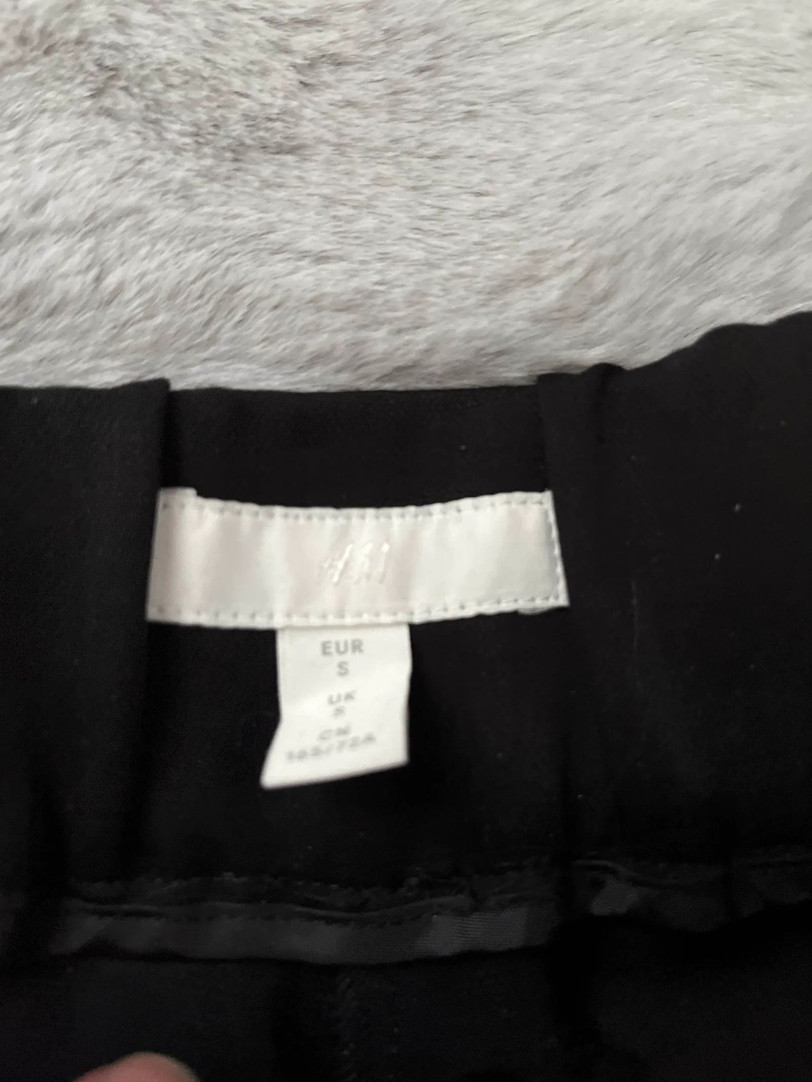 H&M H&M Pants Size 27" / US 4 / IT 40 - 2 Thumbnail