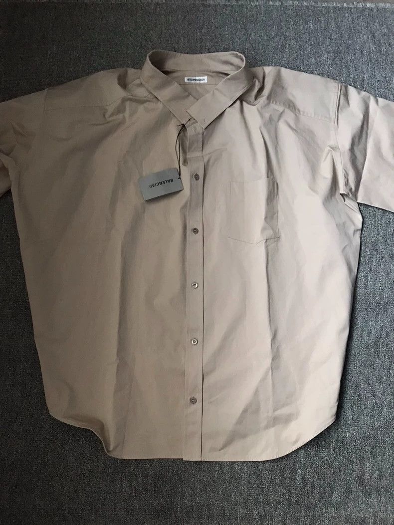 Balenciaga Balenciaga Short Sleeve Shirt for Men and Women Size US M / EU 48-50 / 2 - 3 Thumbnail