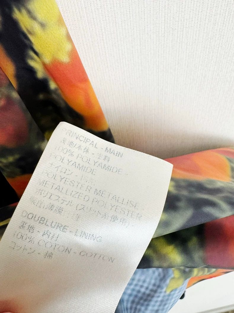 Louis Vuitton Louis Vuitton Flower Print Windbreaker Hoodie Size US XL / EU 56 / 4 - 6 Thumbnail