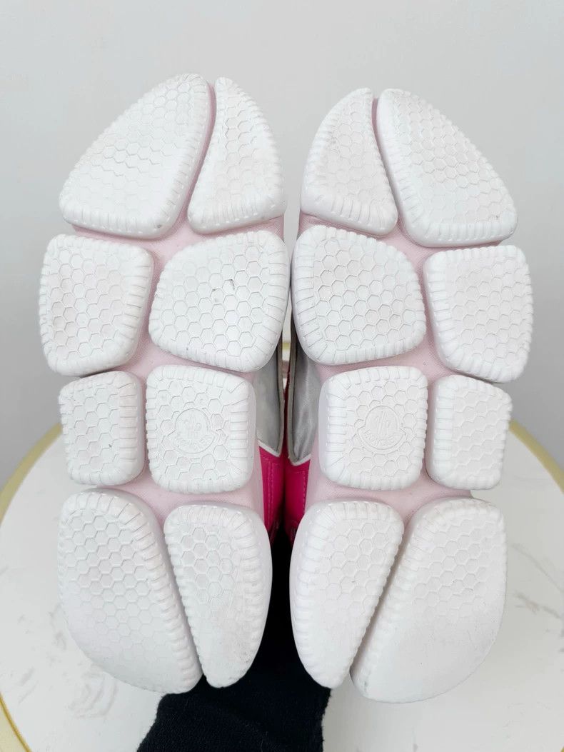 Moncler Moncler Sports Shoes Size 39, Worn 2-3 Times Size US 7.5 / EU 40-41 - 6 Thumbnail