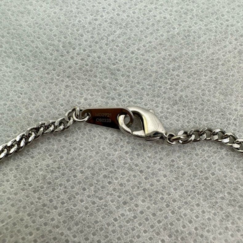 Louis Vuitton Louis Vuitton Rabbit Pendant Necklace Limited Edition Size ONE SIZE - 8 Thumbnail