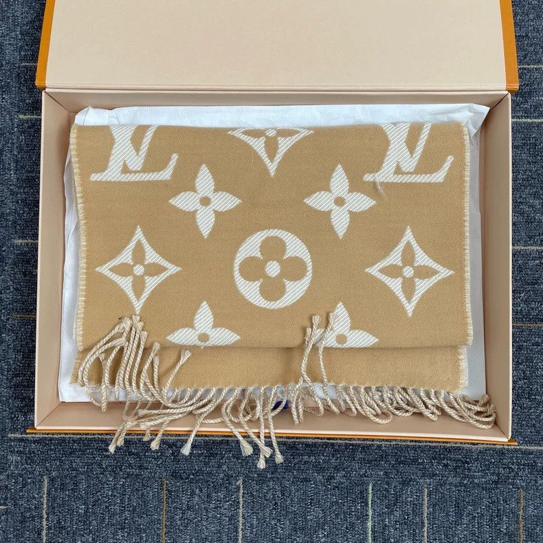 Louis Vuitton Louis Vuitton Double-Sided Logo Scarf Size ONE SIZE - 4 Thumbnail