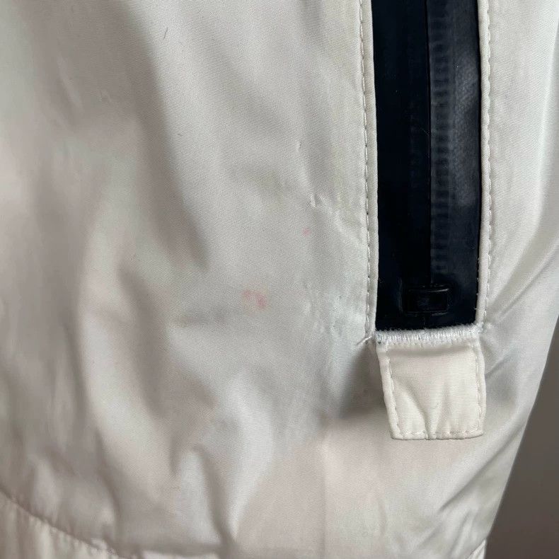 Burberry Burberry Lightweight Hooded Jacket UK10 Size Size US M / EU 48-50 / 2 - 4 Thumbnail
