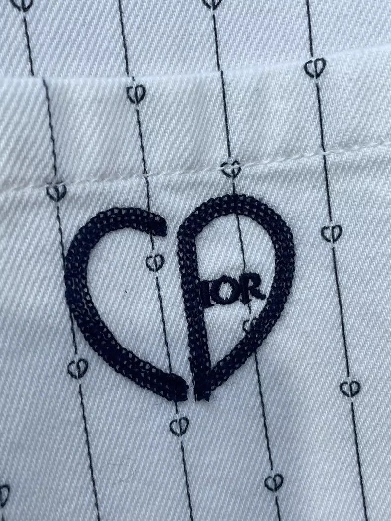 Dior Dior Heart Embroidery Jacket Outerwear Size US L / EU 52-54 / 3 - 4 Thumbnail