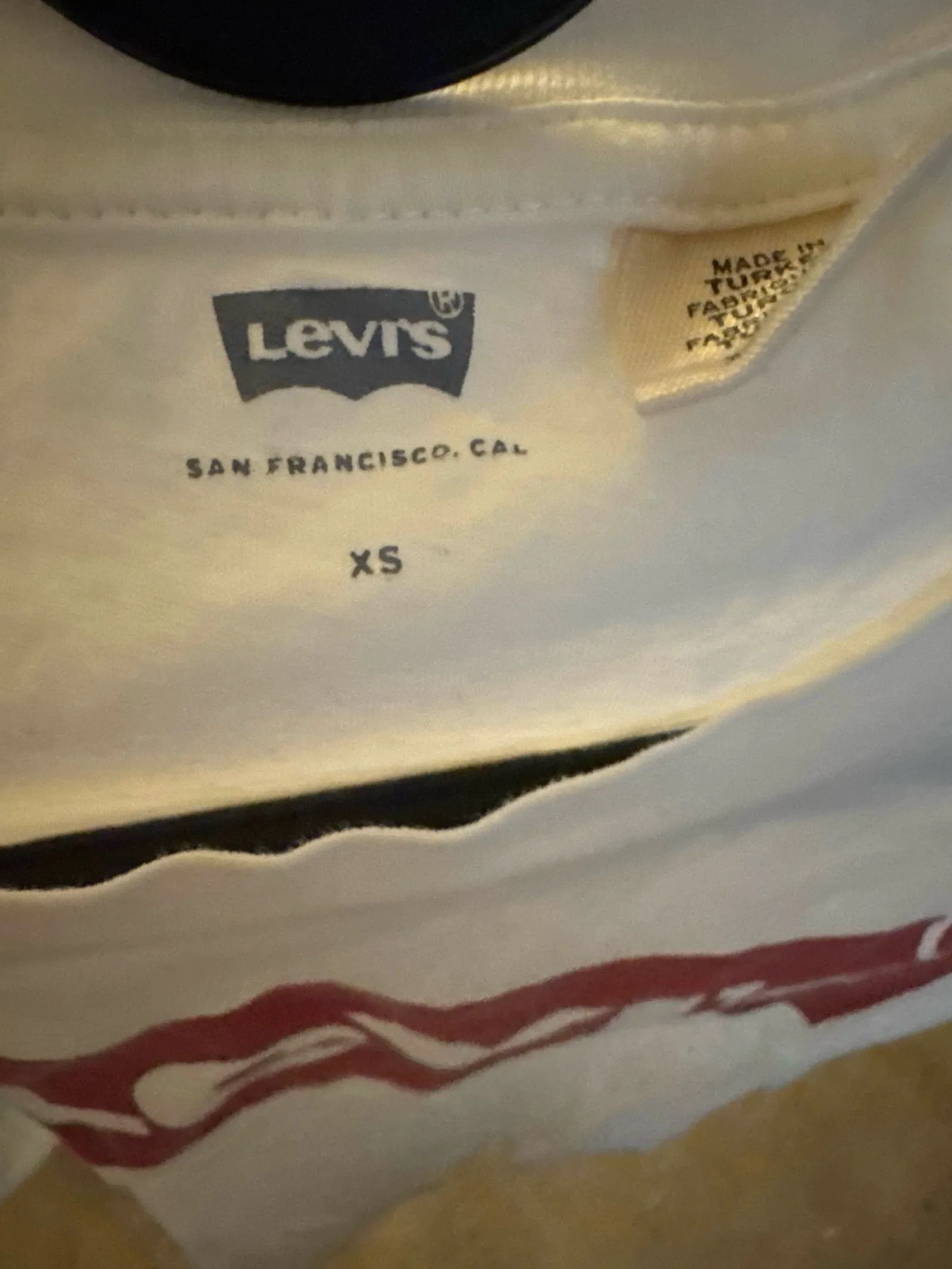 Levi's Levi's Short Sleeve T-shirt Size XS / US 0-2 / IT 36-38 - 2 Thumbnail