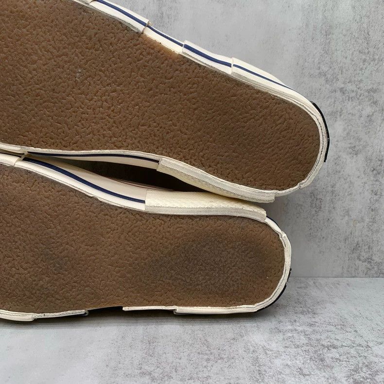 Common Projects White Canvas Sneakers with Red Stripes Size US 10.5 / EU 43-44 - 9 Thumbnail