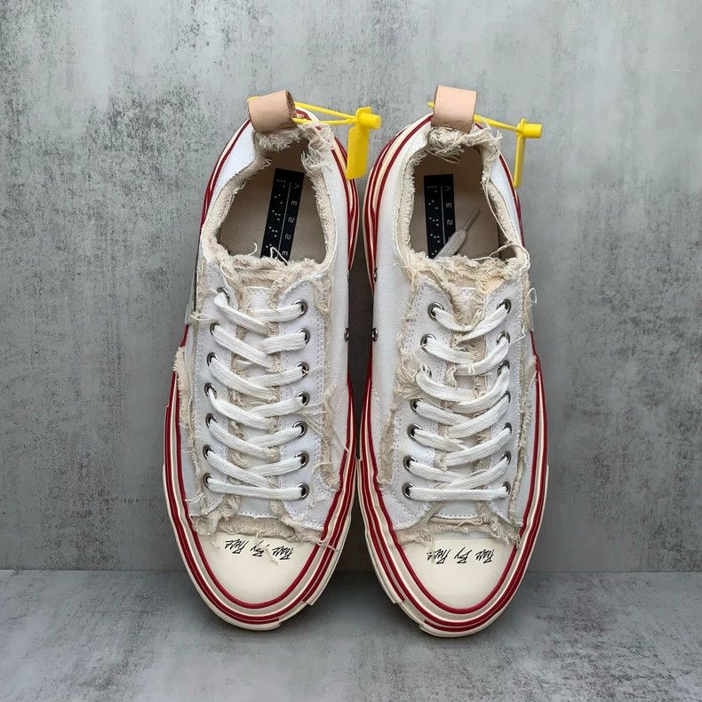 Common Projects White Canvas Sneakers with Red Stripes Size US 10.5 / EU 43-44 - 8 Thumbnail