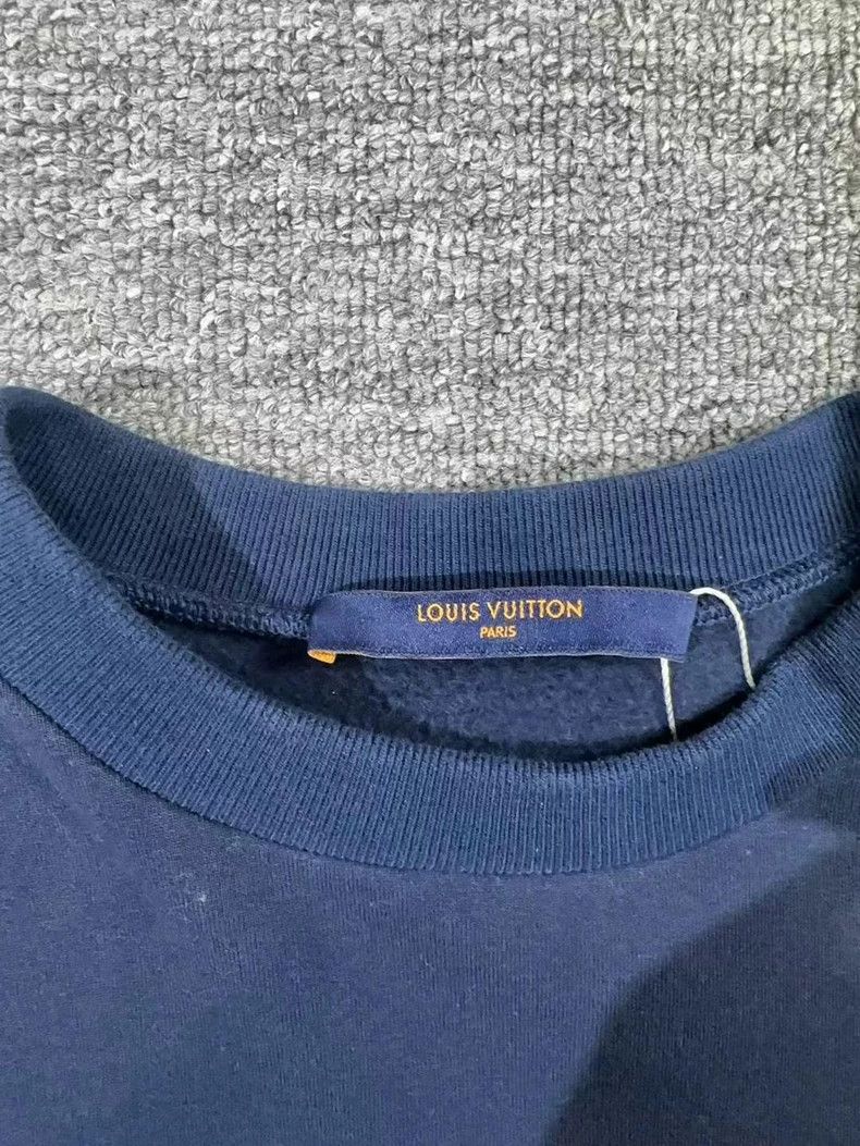 Louis Vuitton Louis Vuitton Navy Blue Sweatshirt for Sale Size US S / EU 44-46 / 1 - 5 Thumbnail