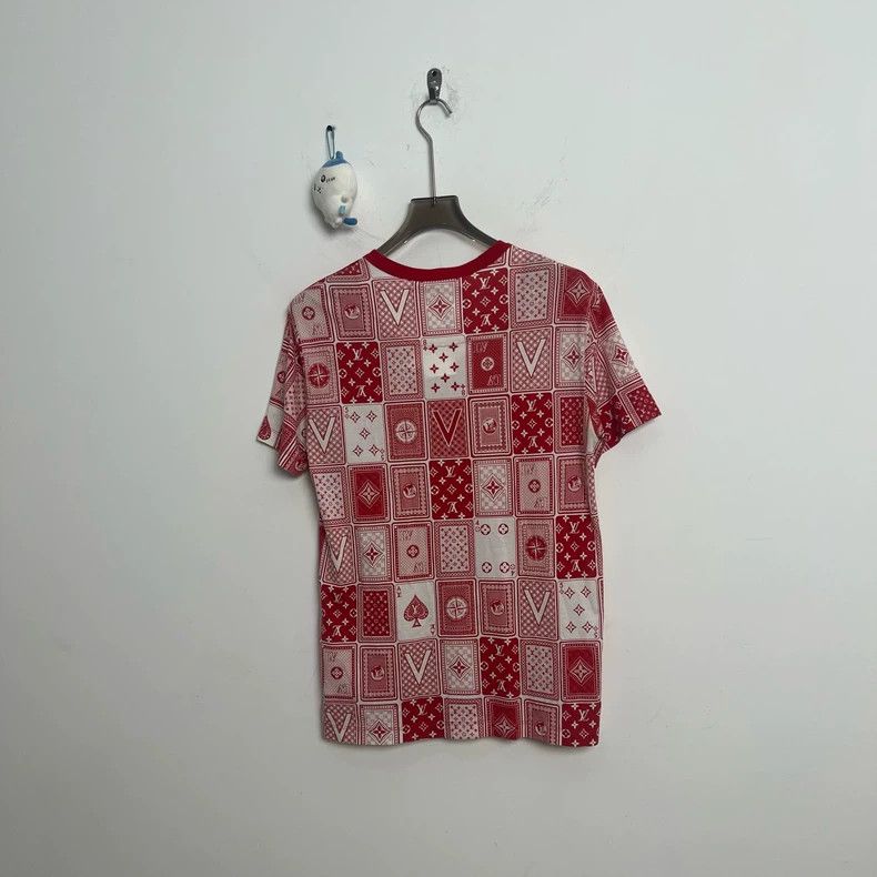 Louis Vuitton Louis Vuitton Red Poker Print Short Sleeve Shirt Size US S / EU 44-46 / 1 - 3 Thumbnail