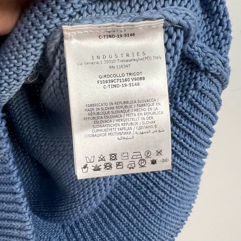 Moncler Moncler Gradient Logo Sweater Size XS Size US XS / EU 42 / 0 - 3 Thumbnail