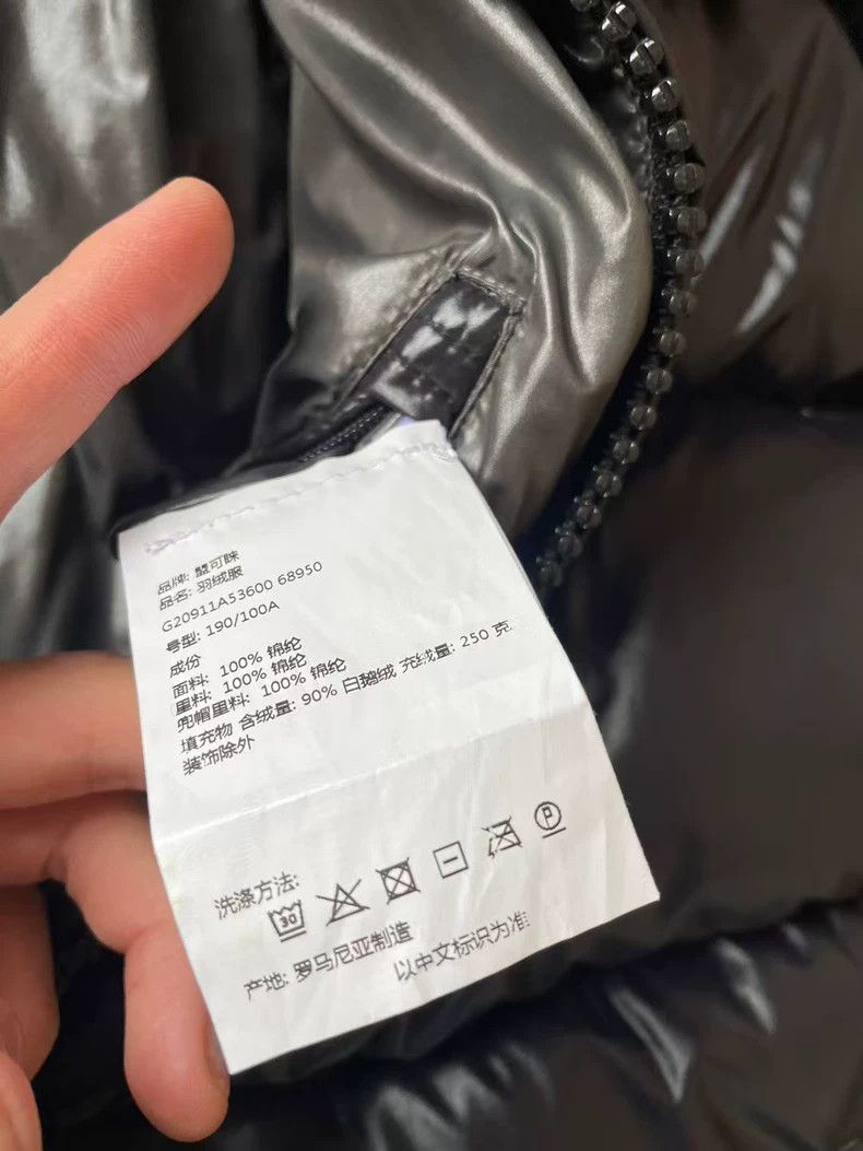 Moncler Black Shiny Down Jacket Size 6 Size US L / EU 52-54 / 3 - 6 Thumbnail