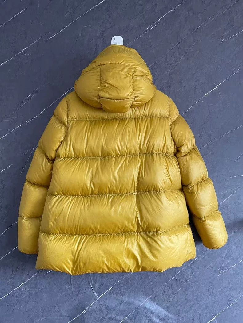 Moncler Yellow Puffer Jacket Size 3 Size US M / EU 48-50 / 2 - 2 Thumbnail
