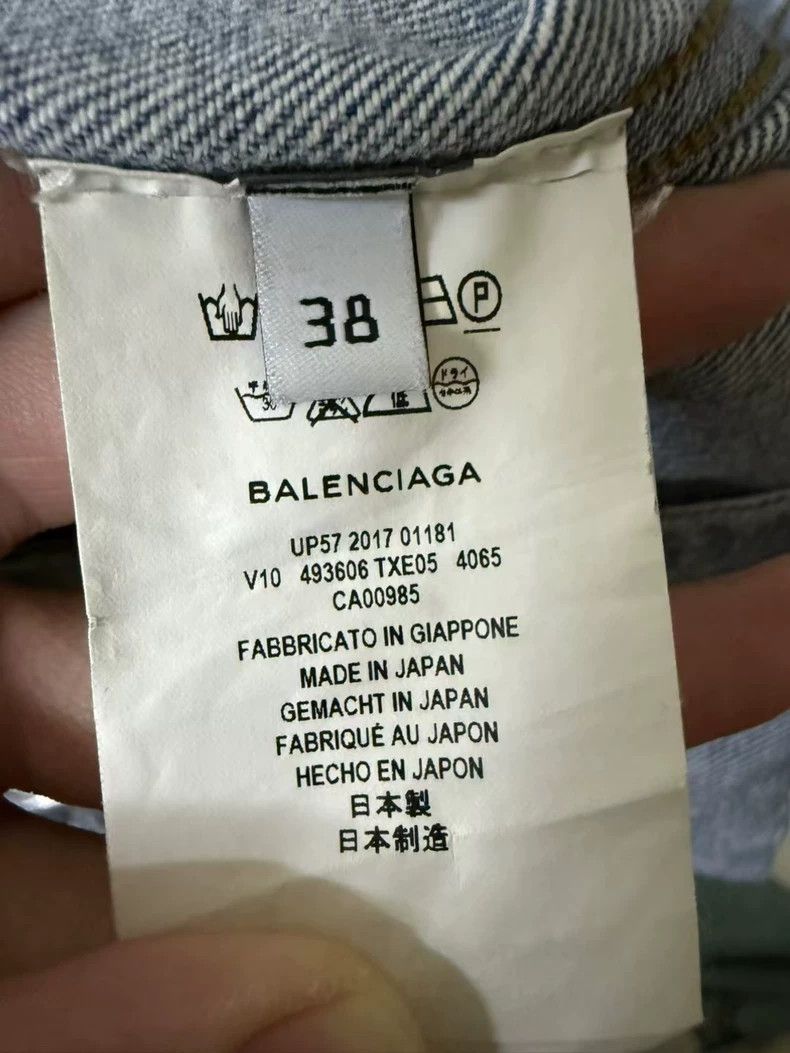 Balenciaga Balenciaga Embroidered Logo Denim Jacket Size US M / EU 48-50 / 2 - 4 Thumbnail