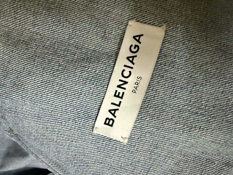 Balenciaga Balenciaga Embroidered Logo Denim Jacket Size US M / EU 48-50 / 2 - 3 Thumbnail