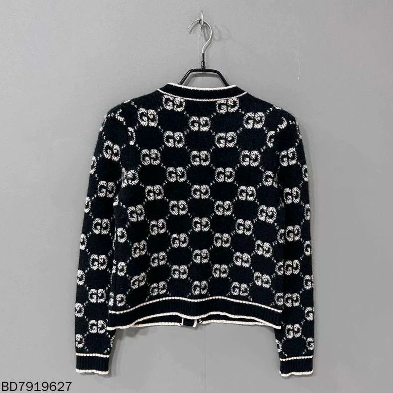 Gucci New Gucci Knit Cardigan with Floral Design Size US XS / EU 42 / 0 - 3 Thumbnail
