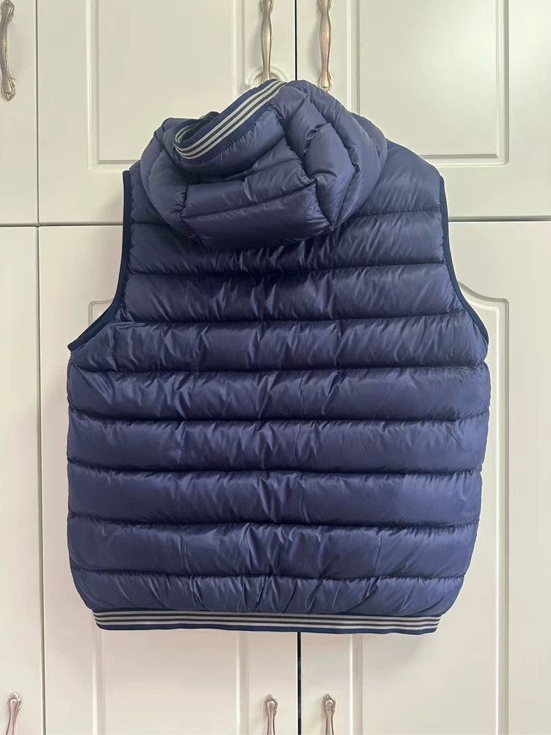 Moncler Moncler Down Vest Size 5 98% New Size US M / EU 48-50 / 2 - 2 Thumbnail