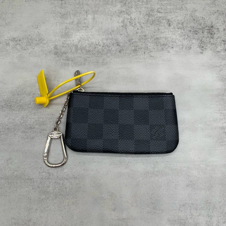 Louis Vuitton Black Checkered Coin and Key Pouch Size ONE SIZE - 2 Thumbnail