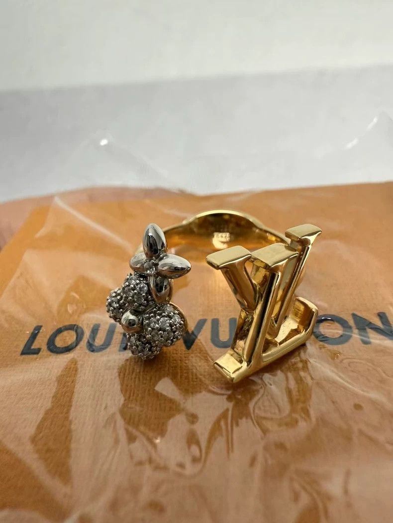 Louis Vuitton Louis Vuitton LV Interwoven Letter Ring M Size Size ONE SIZE - 2 Thumbnail