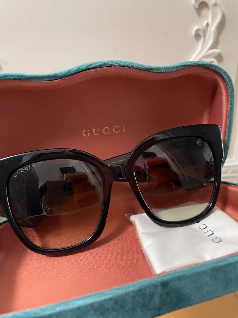 Gucci Gucci Sunglasses with Case and Cloth Size ONE SIZE - 3 Thumbnail