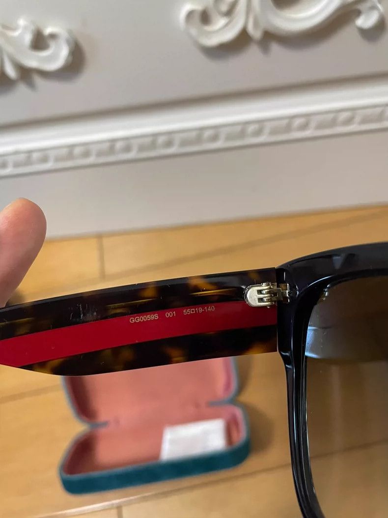 Gucci Gucci Sunglasses with Case and Cloth Size ONE SIZE - 5 Thumbnail