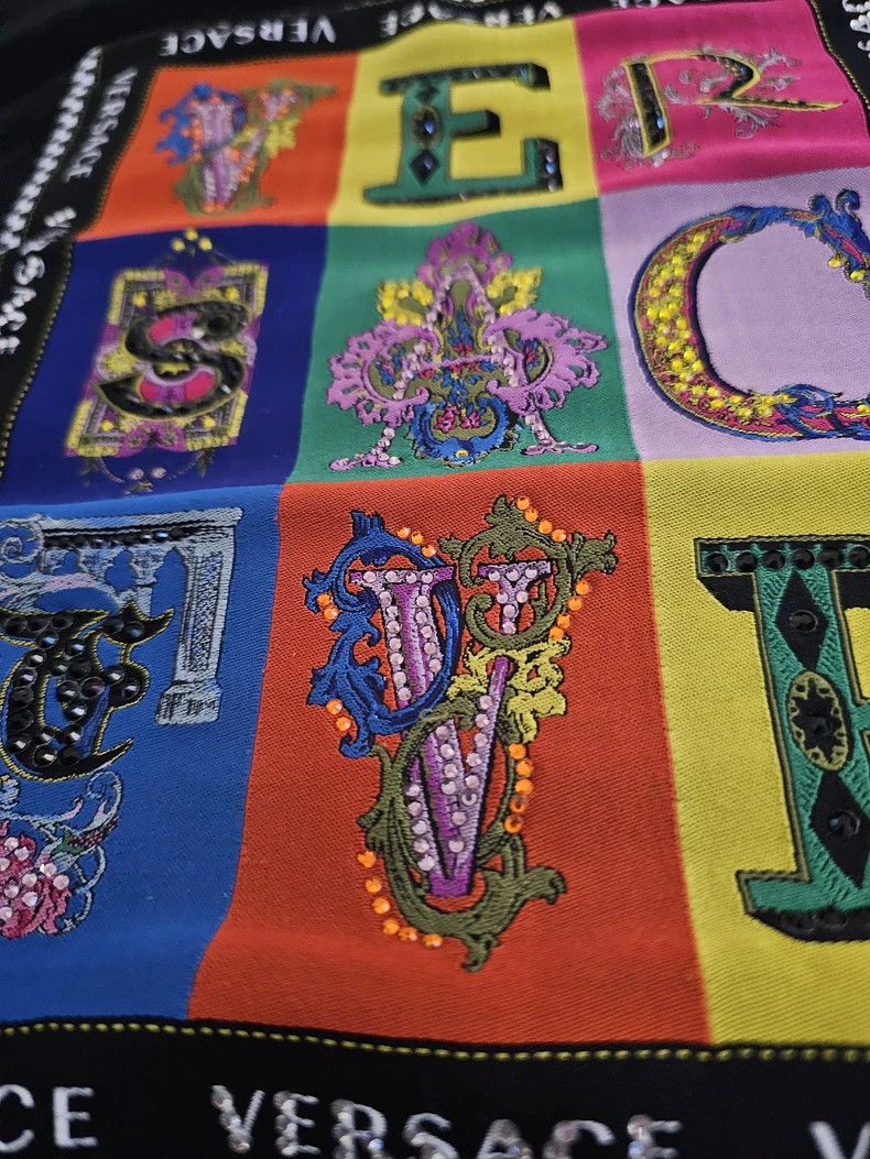 Versace Versace Embellished Black Short Sleeve T-Shirt Size US S / EU 44-46 / 1 - 3 Thumbnail