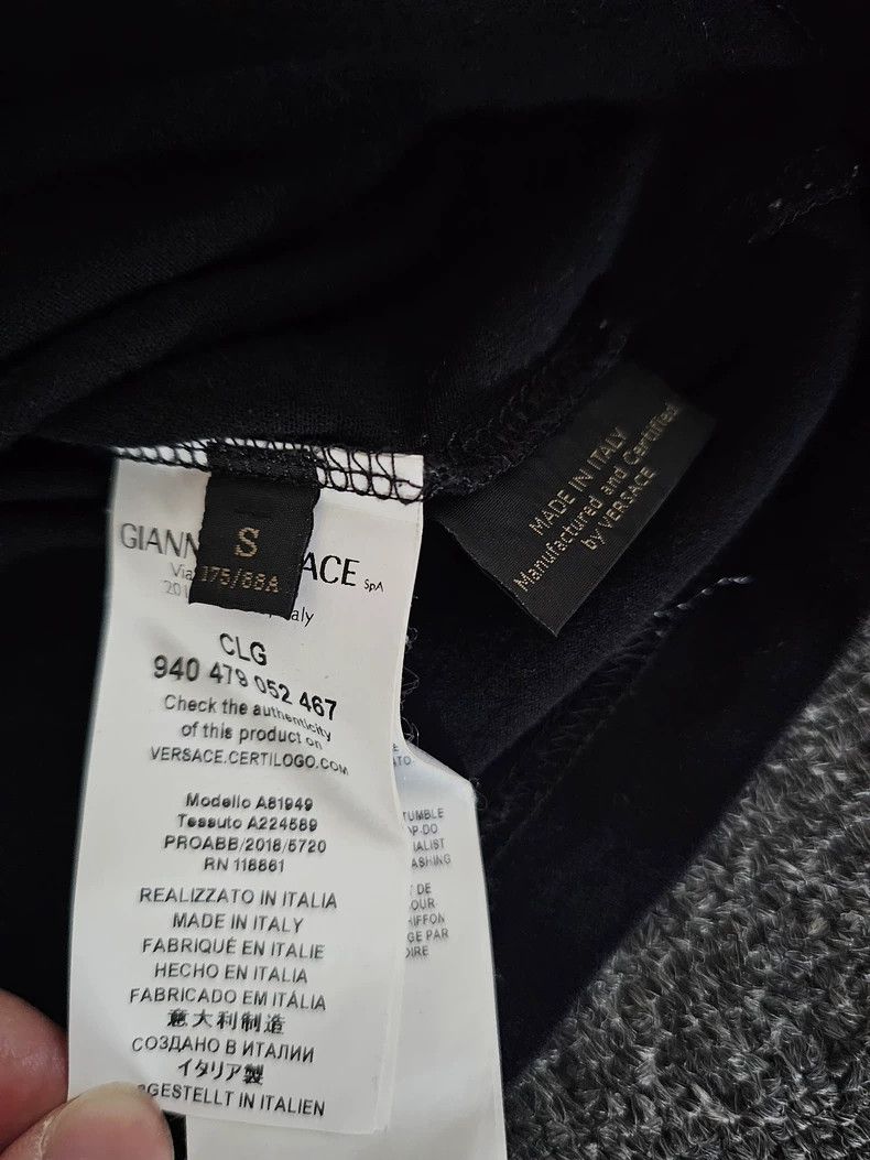 Versace Versace Embellished Black Short Sleeve T-Shirt Size US S / EU 44-46 / 1 - 6 Thumbnail