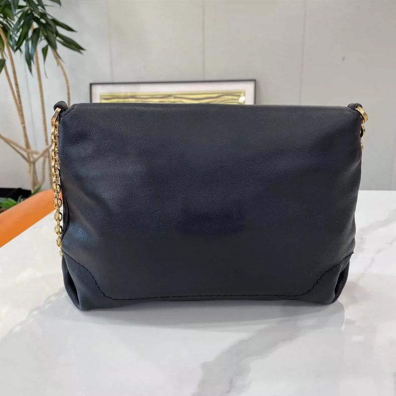Salvatore Ferragamo Ferragamo Chain Strap Women's Bag Size ONE SIZE - 2 Thumbnail