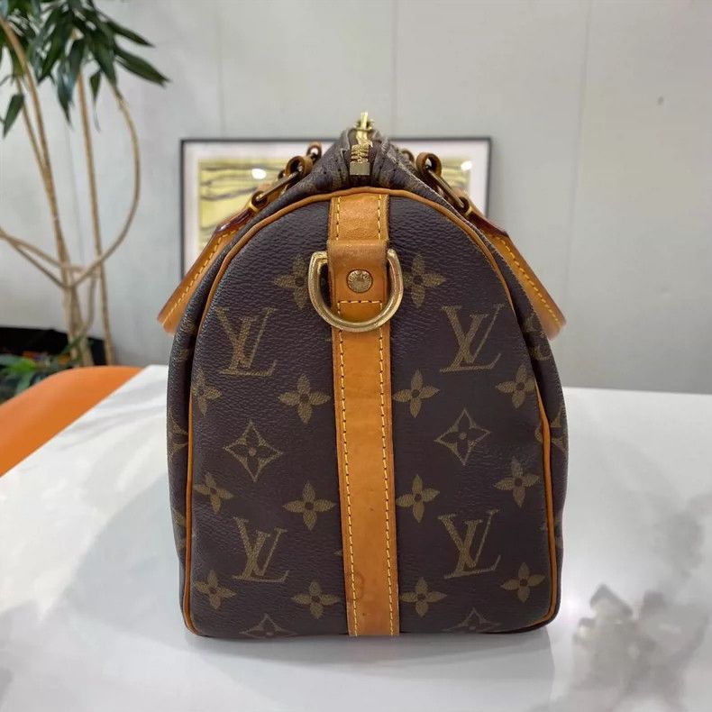 Louis Vuitton LV Classic Speedy25 Monogram Handbag Size ONE SIZE - 4 Thumbnail