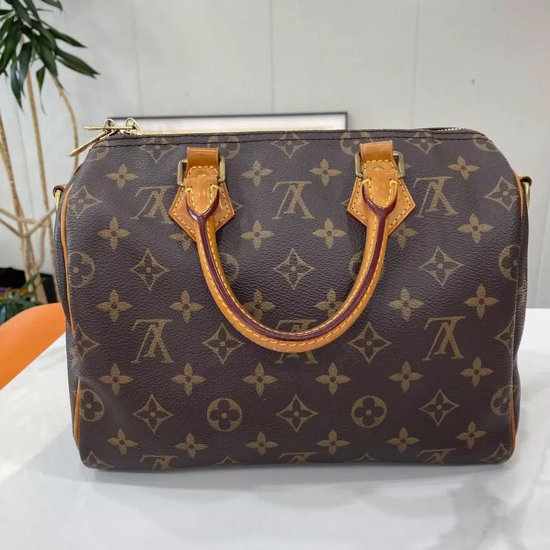 Louis Vuitton LV Classic Speedy25 Monogram Handbag Size ONE SIZE - 2 Thumbnail