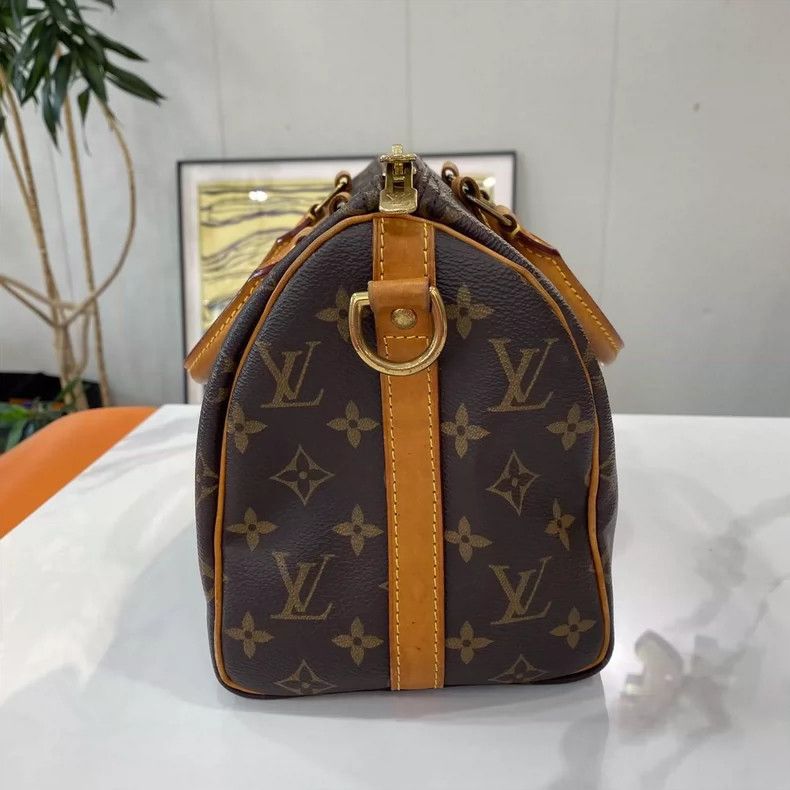 Louis Vuitton LV Classic Speedy25 Monogram Handbag Size ONE SIZE - 3 Thumbnail