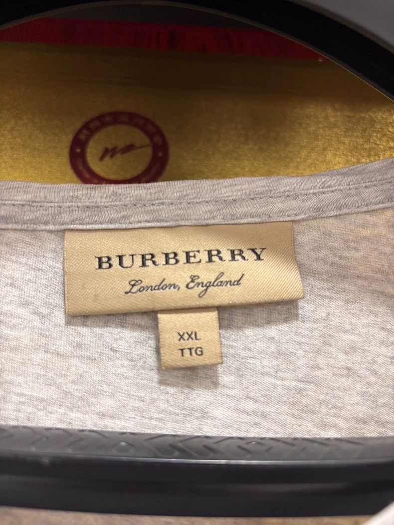 Burberry Burberry T-Shirt Size XXL Gray Color Size US XXL / EU 58 / 5 - 5 Thumbnail