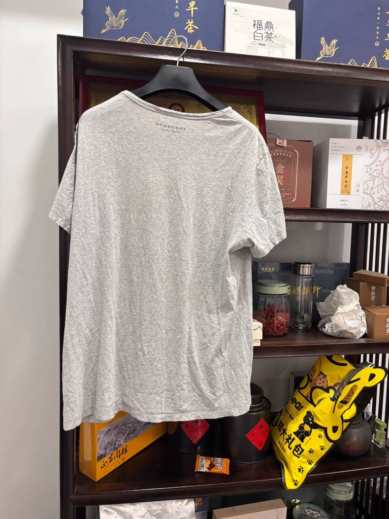 Burberry Burberry T-Shirt Size XXL Gray Color Size US XXL / EU 58 / 5 - 2 Thumbnail