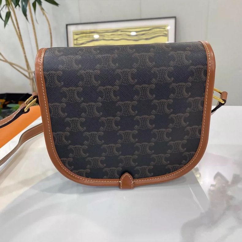 Celine Celine Vintage Triomphe Saddle Bag Size ONE SIZE - 2 Thumbnail