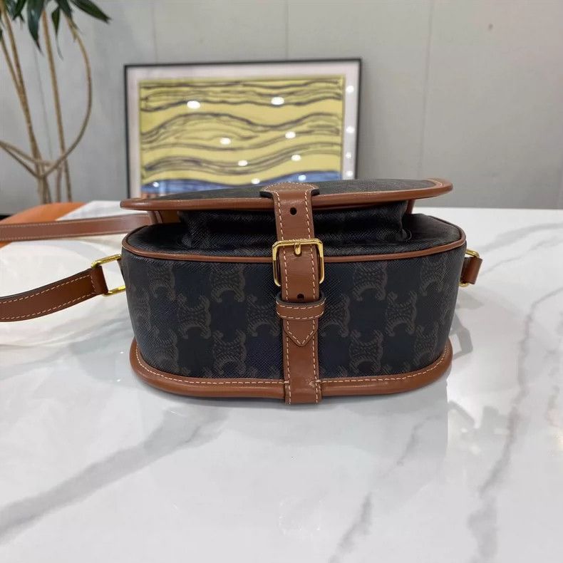 Celine Celine Vintage Triomphe Saddle Bag Size ONE SIZE - 5 Thumbnail