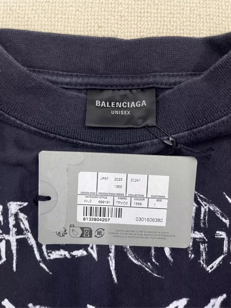 Balenciaga Balenciaga SS24 New Year Long Sleeve T-Shirt Size US S / EU 44-46 / 1 - 4 Thumbnail