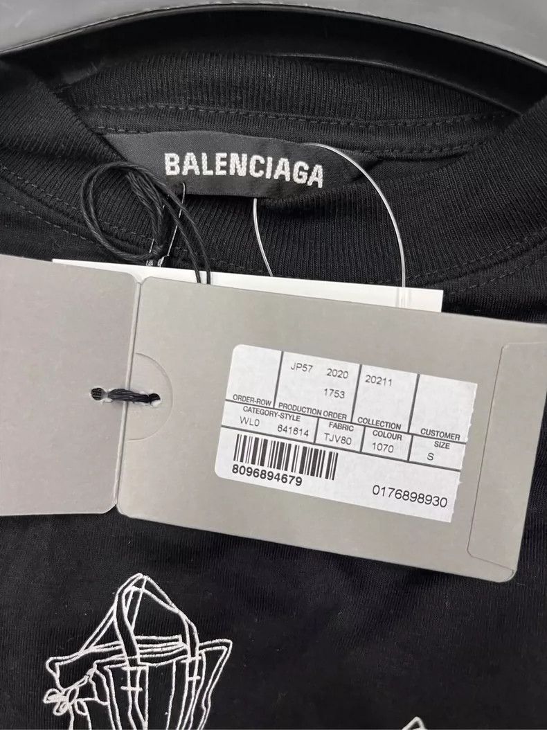 Balenciaga Balenciaga Oversized Casual Graphic T-Shirt Size US S / EU 44-46 / 1 - 2 Thumbnail