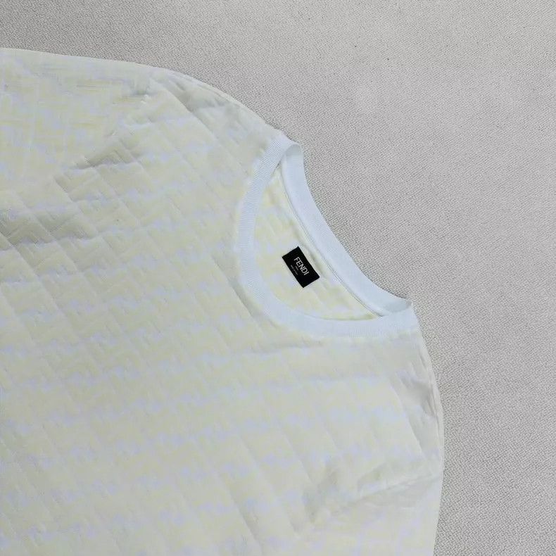 Fendi FENDI Short Sleeve T-Shirt with Logo Size US L / EU 52-54 / 3 - 3 Thumbnail