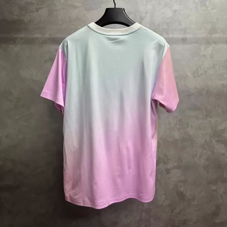 Louis Vuitton Louis Vuitton Pink Logo Gradient T-Shirt Size US XXL / EU 58 / 5 - 2 Thumbnail
